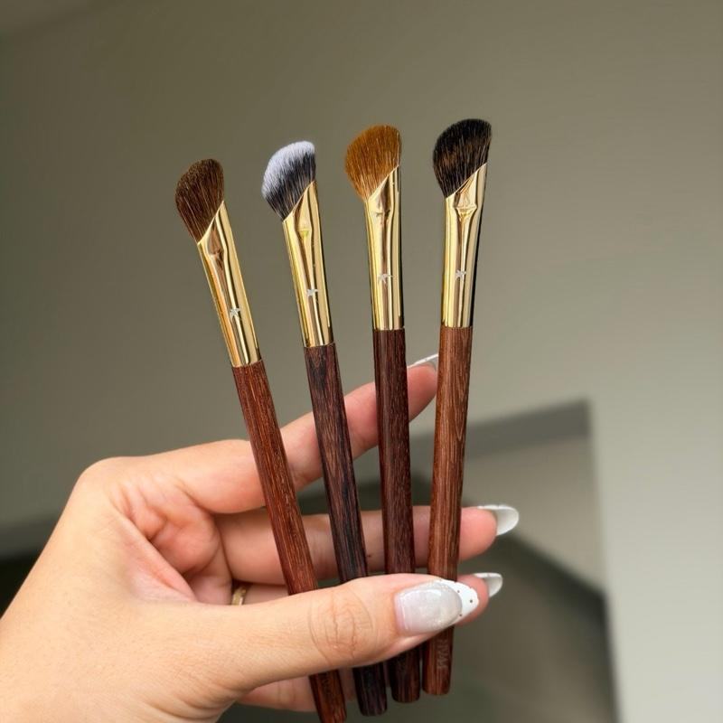 NV flat angled brushes for nose and corner contouring, many codes