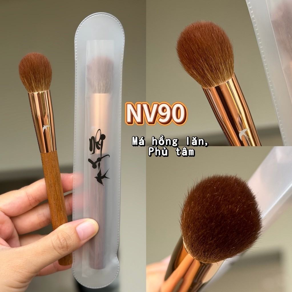 NV90 brush for centre-face powder and blush