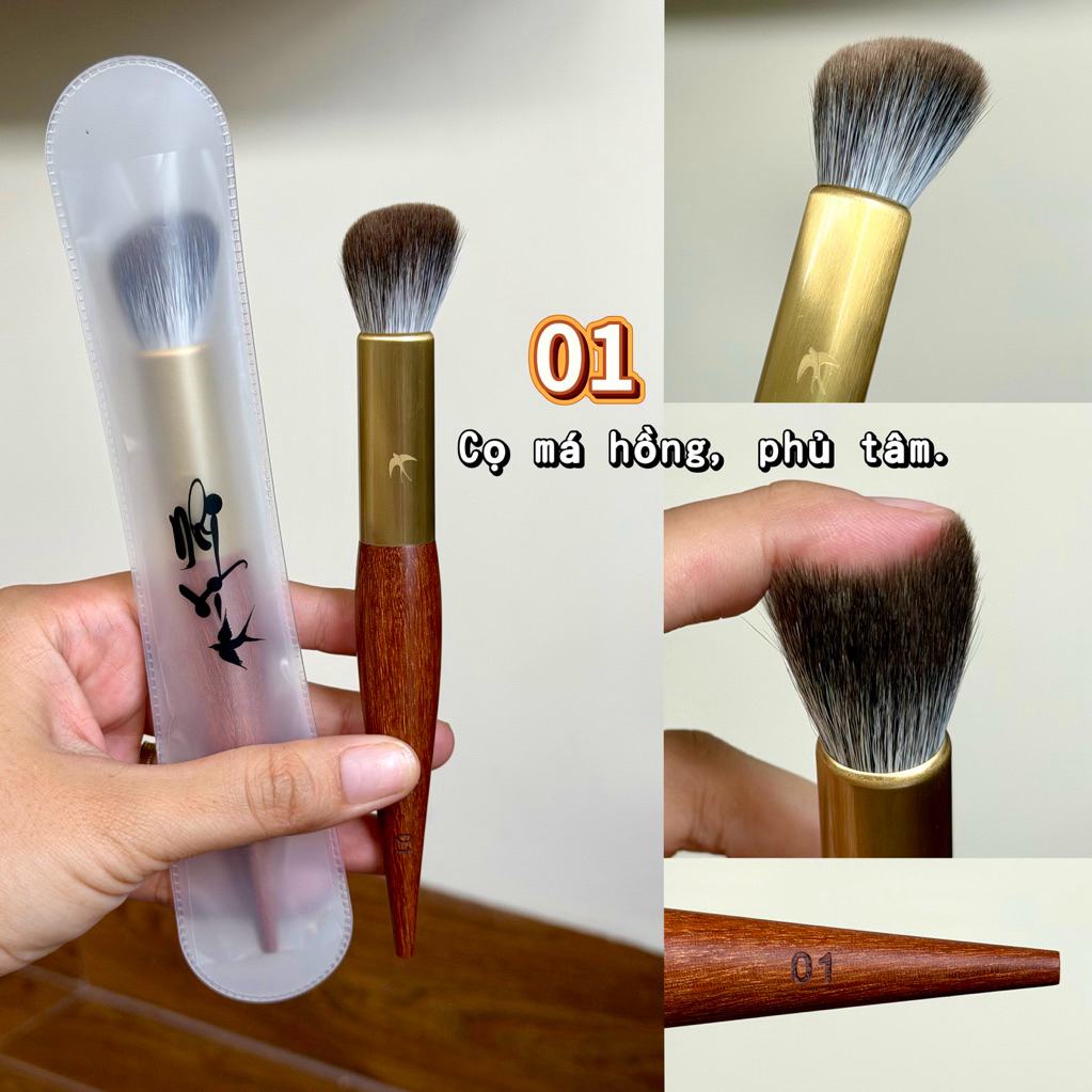 Cọ đánh má hồng, khối phấn & dậm phấn tâm mặt lông tự nhiên cán gỗ MÃ SỐ 01.