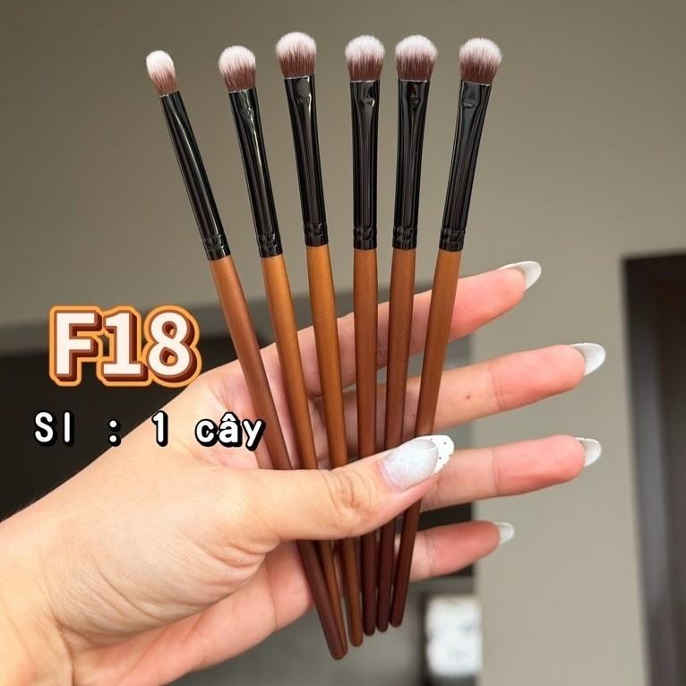 Cọ dẹt tán phấn mắt đuôi, đầu mắt, tán son môi mã số F18